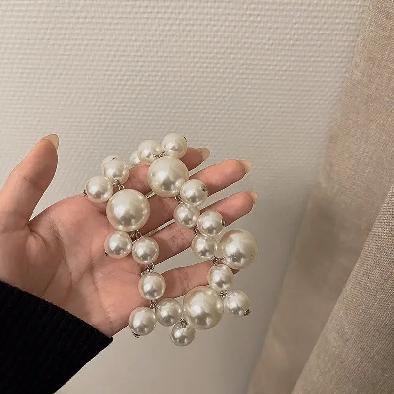 Vintage Hyperbole Bead Pearls Necklace