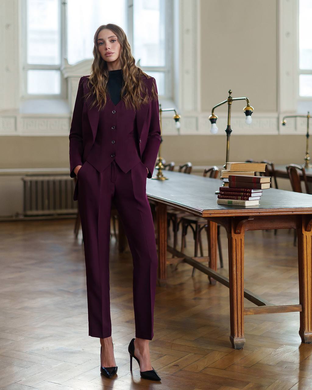 Three-Piece Tailored Suit – Blazer, Vest & Trousers