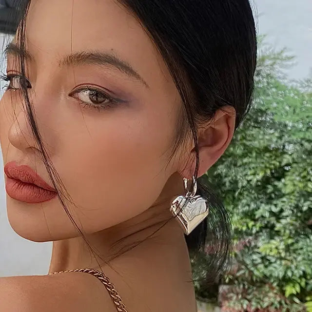 Chic Heart Earrings