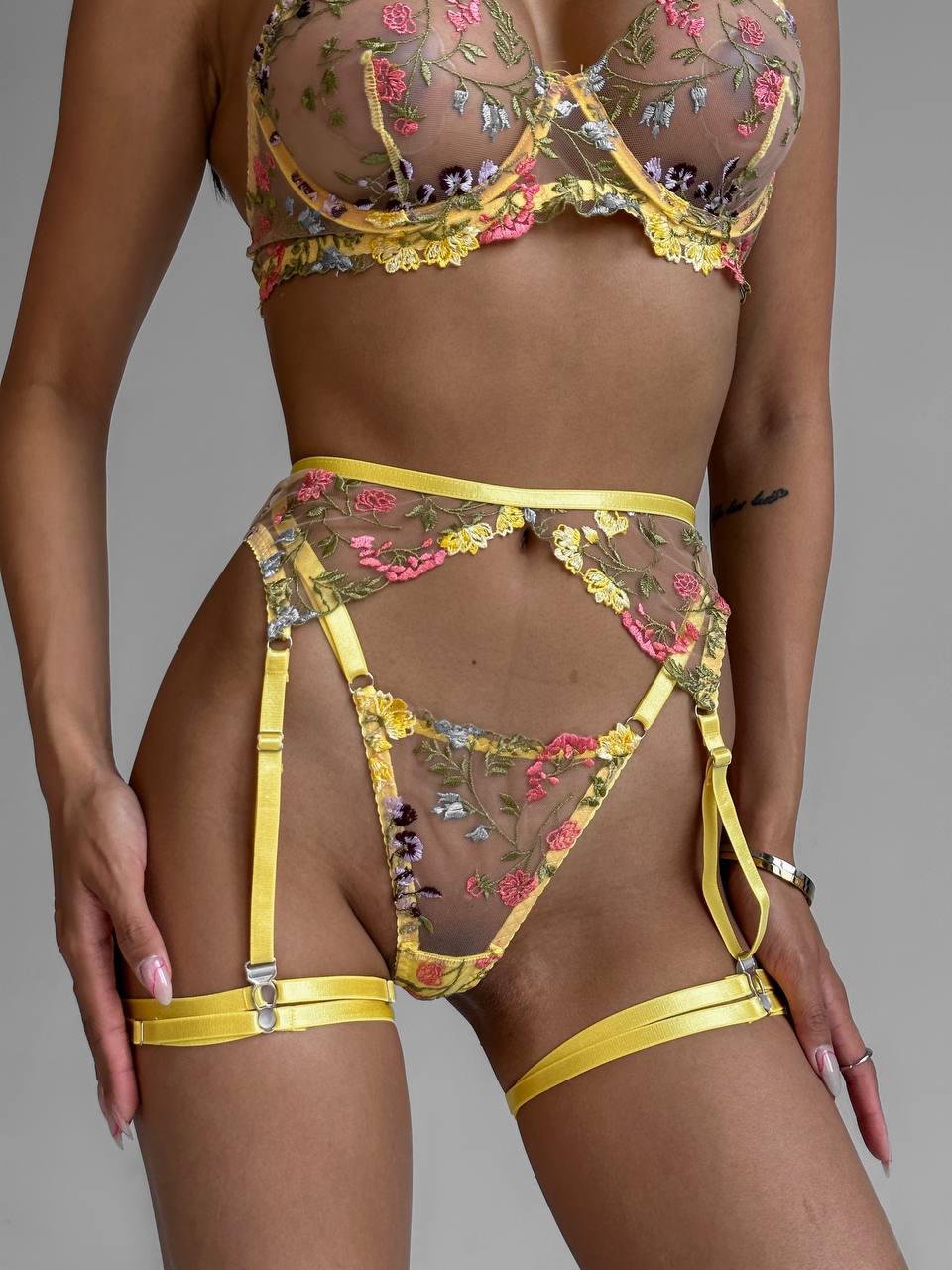 Floral lingerie set