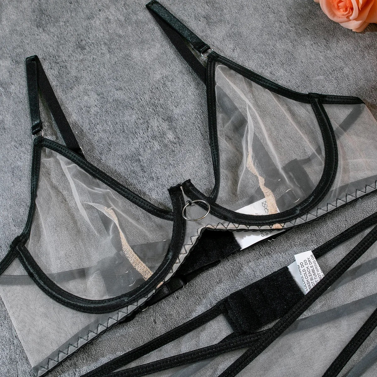 Sexy lingerie set