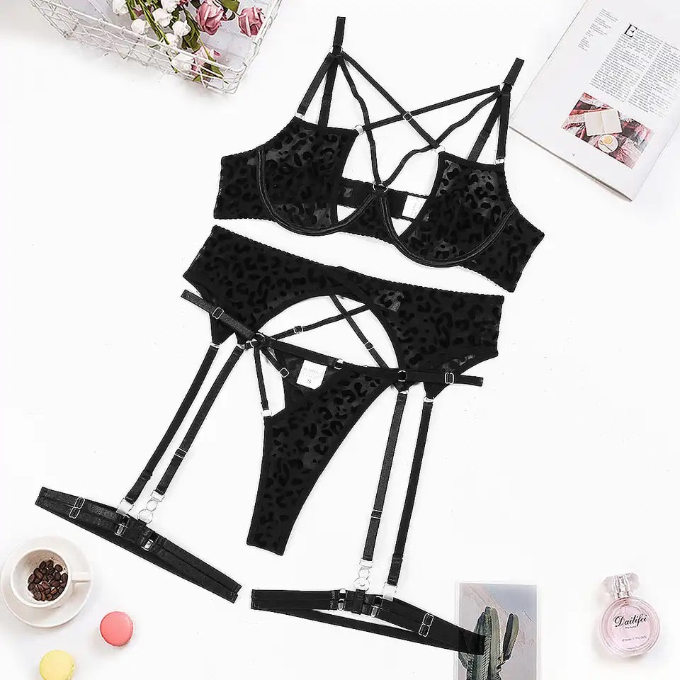 Black Lace Lingerie Set with Harness Details – Bra, Panties and Garter Belt