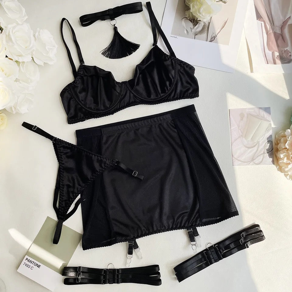 Erotic lingerie 6 piece set