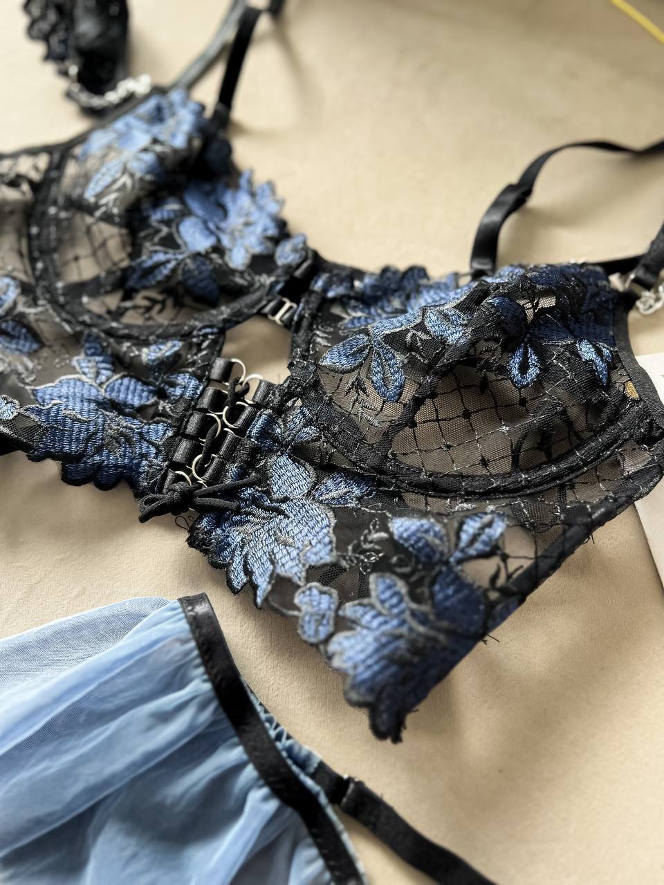 Erotic lingerie set