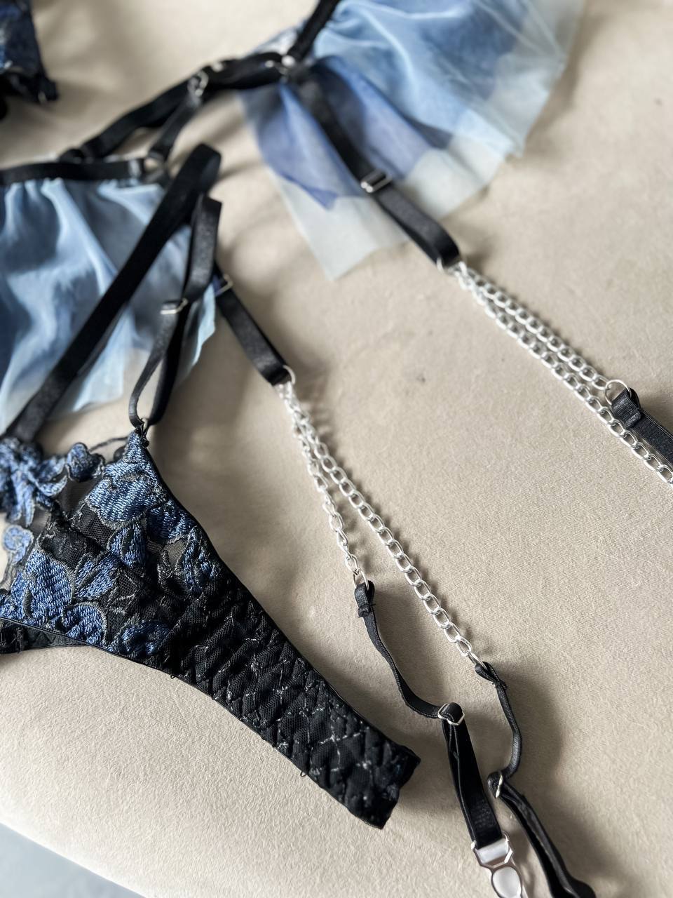 Erotic lingerie set