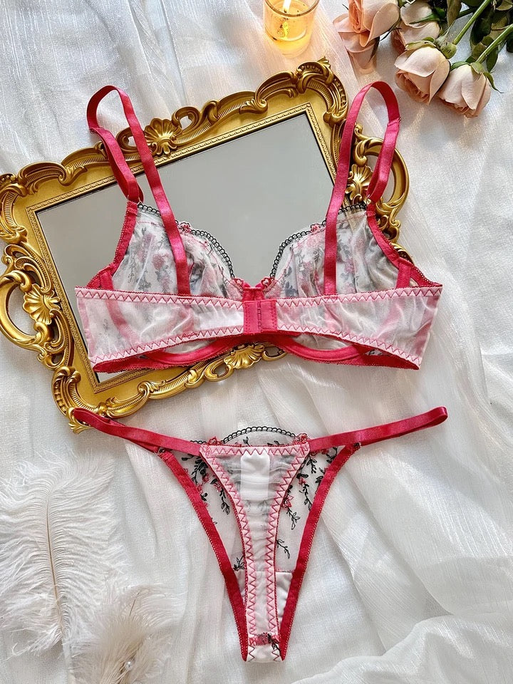 Floral lingerie set